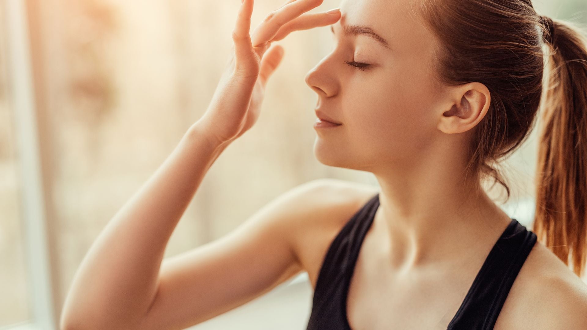 femme activant son chakra du 3eme oeil quelle pierre utiliser ?
