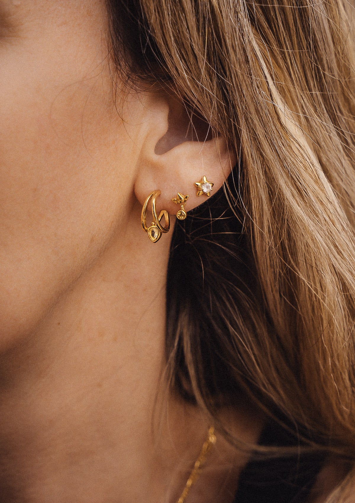 Boucle d'oreille Lotus Citrine - Pétale de Lumière (Vendue à l'unité)