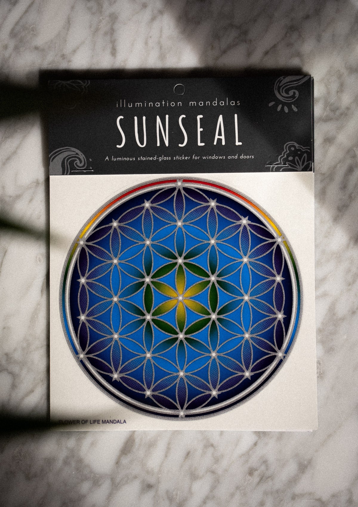 Autocollant coloré et translucide fleur de vie