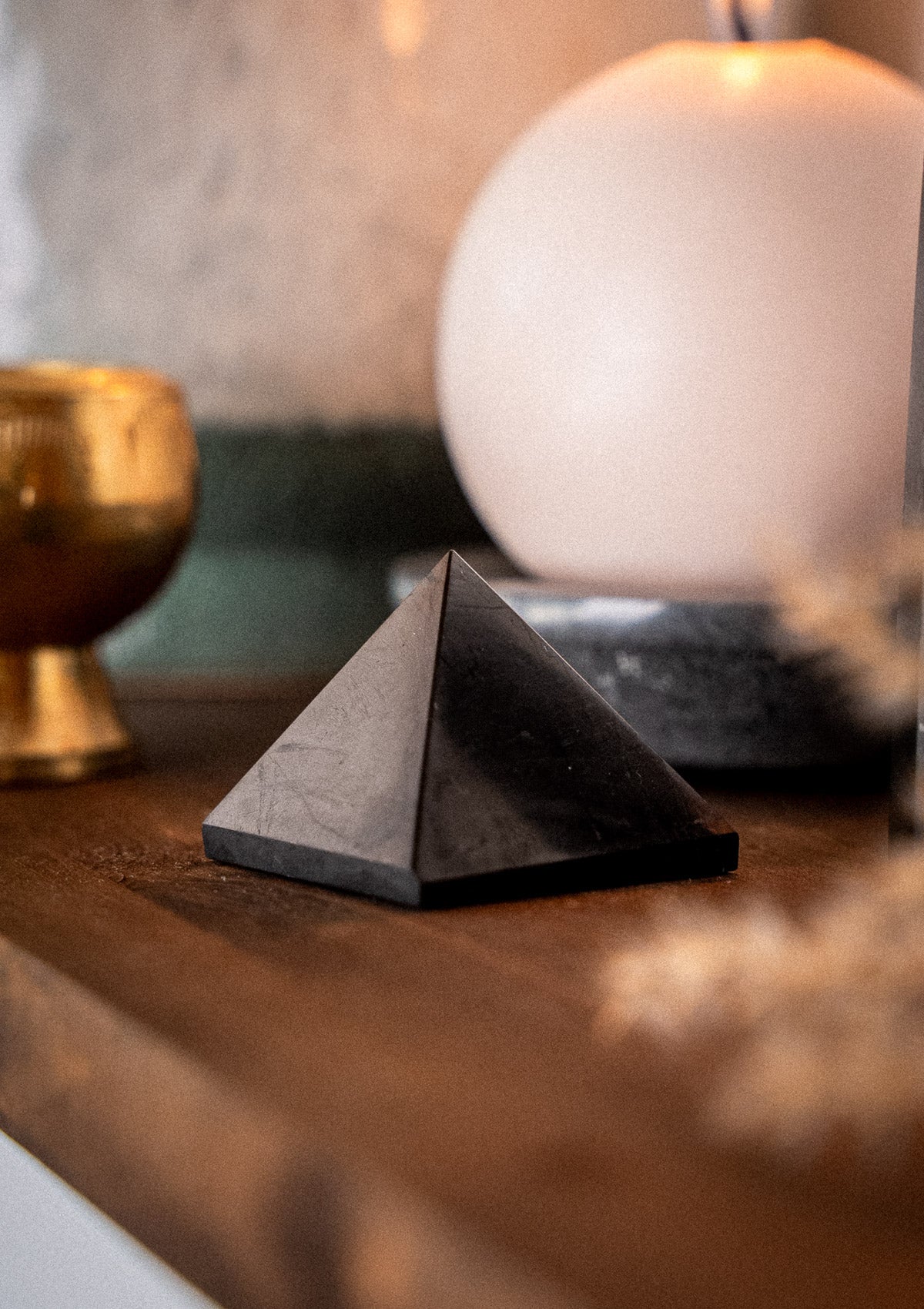 Pyramide de Shungite – Protection et Purification