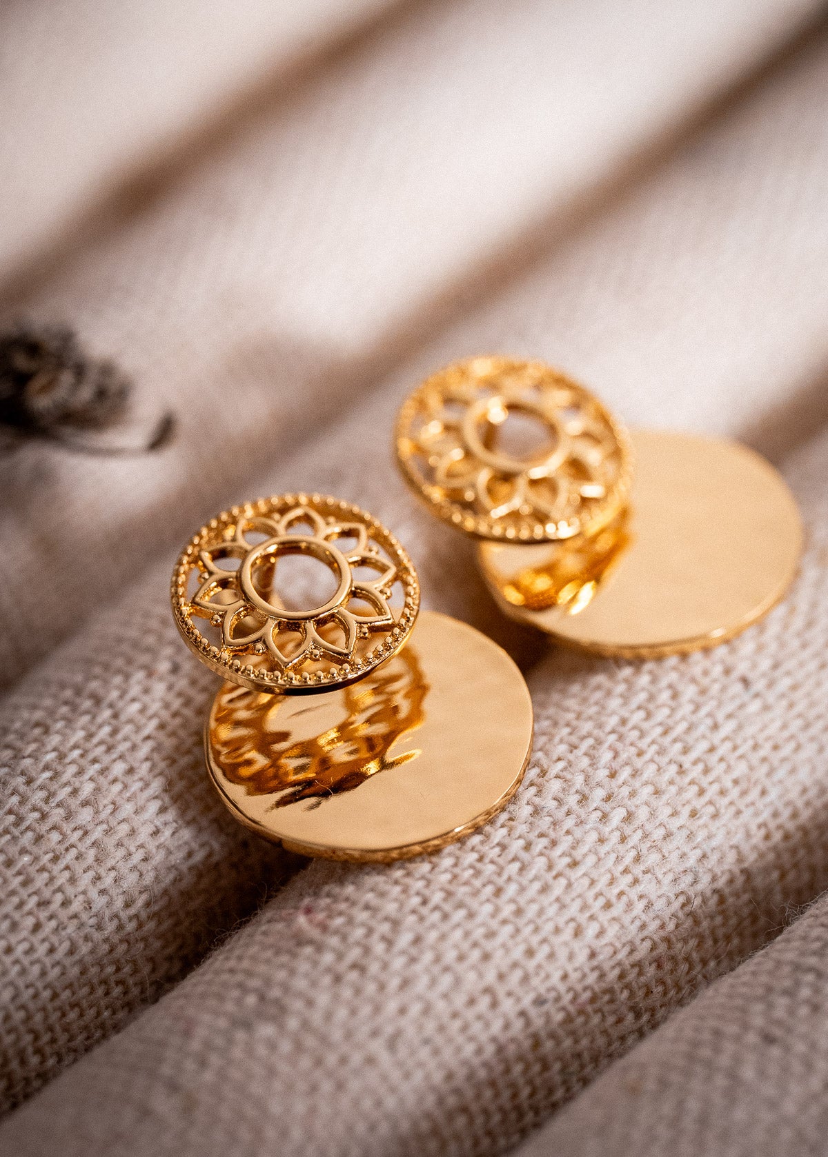 Boucles d’oreilles Médailles – Chakra Solaire