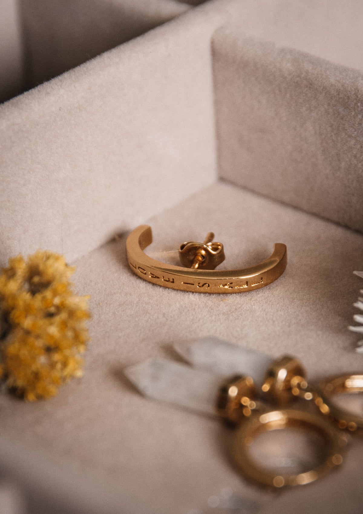 Boucle d'oreille lobe entier - Love is All
