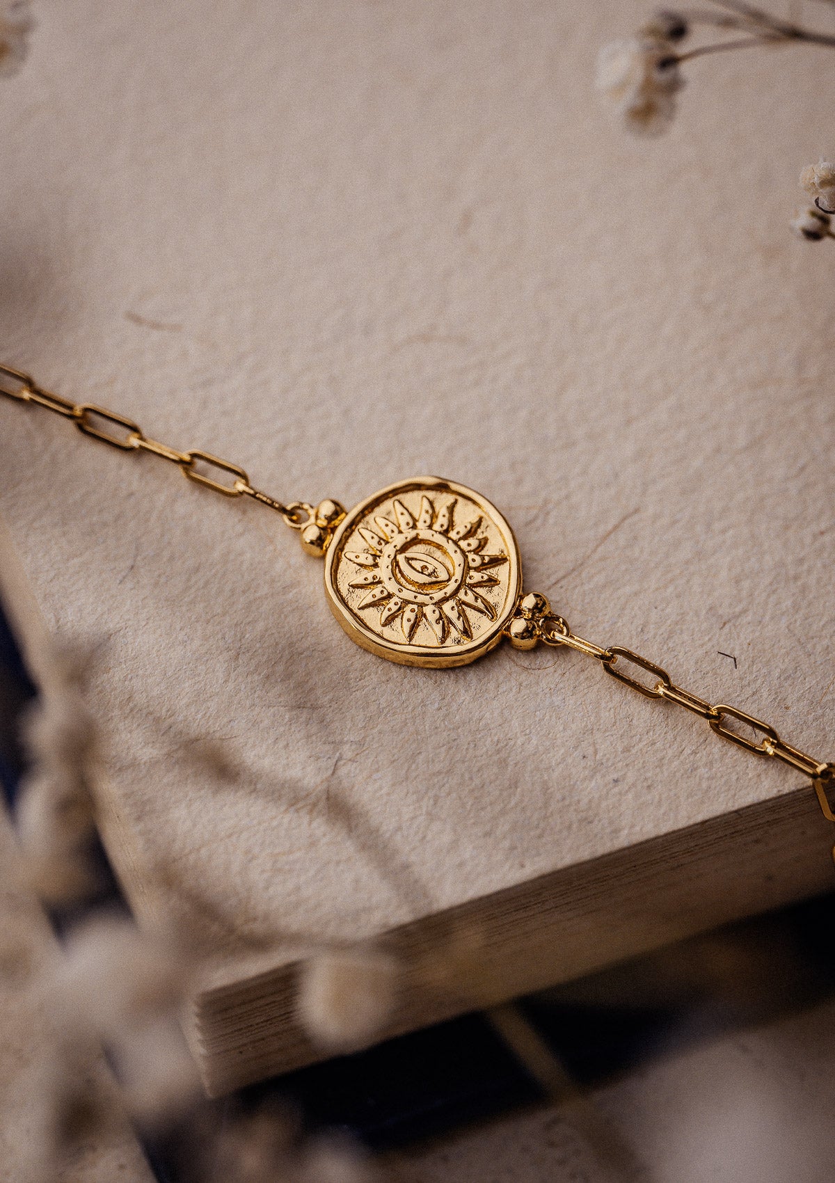 Bracelet œil protecteur – Veilleuse des Abysses