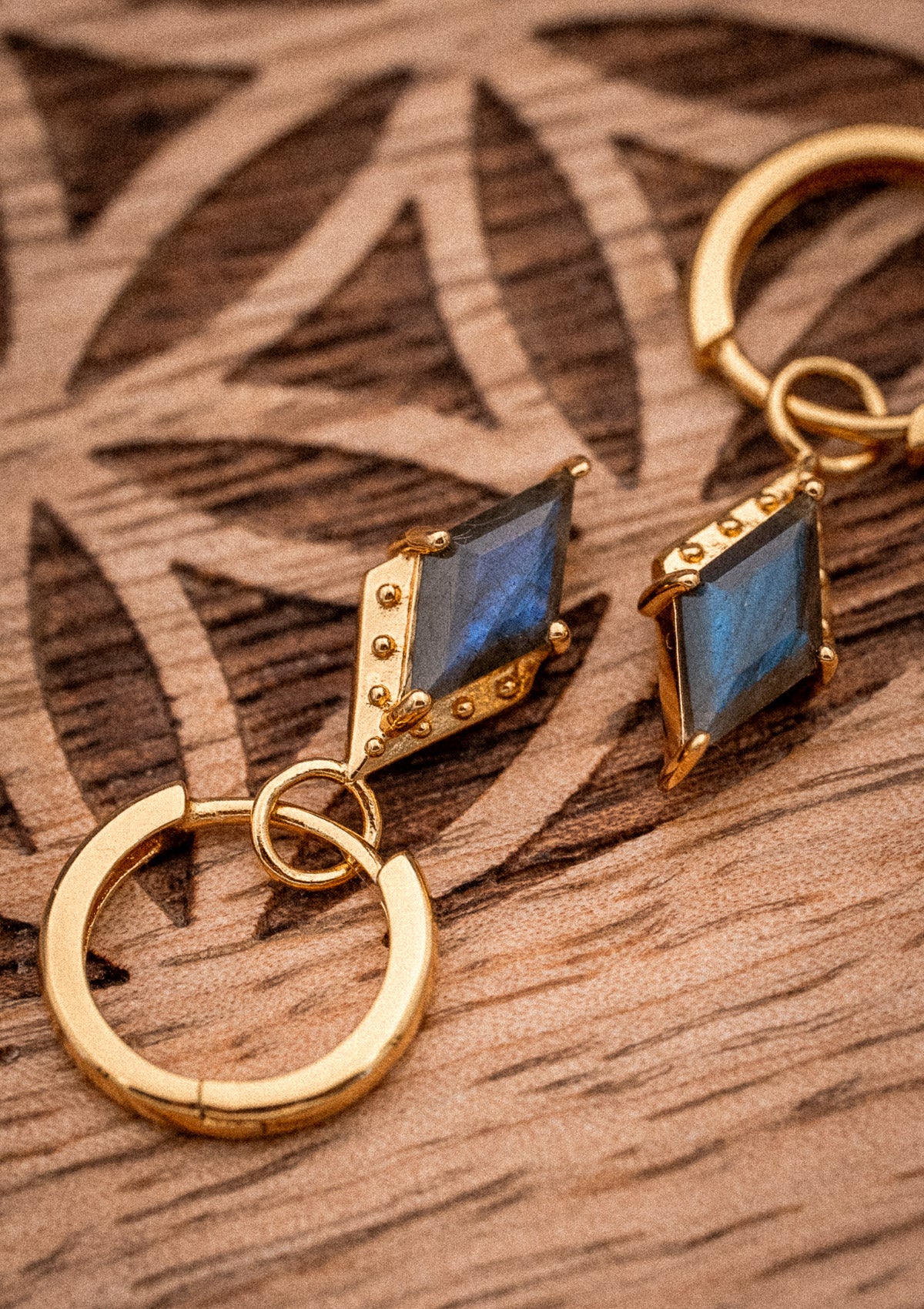 Boucles d’oreilles Labradorite – L’Enchanteresse