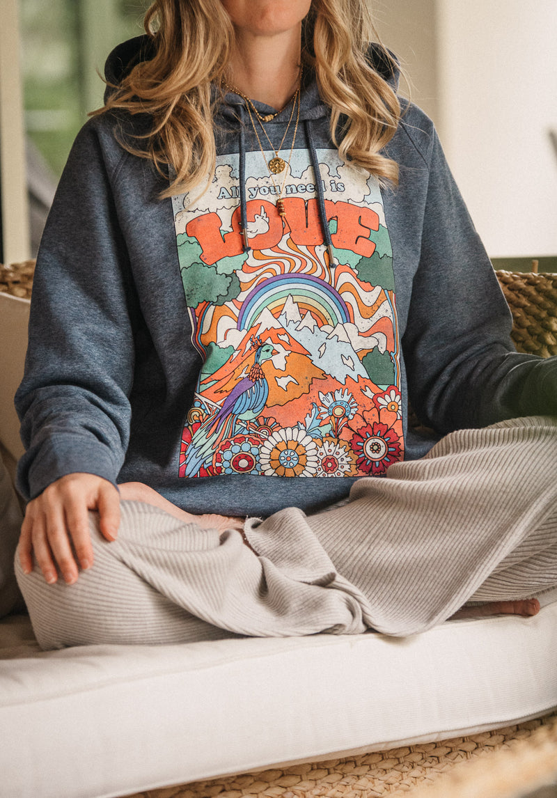 SWEAT FEMME BLEU - ALL WE NEED IS LOVE - COTON 100% BIO