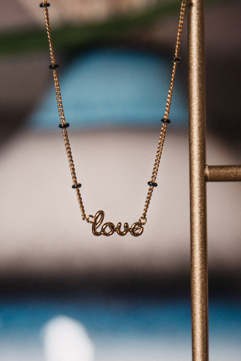Collier perles noires - Love